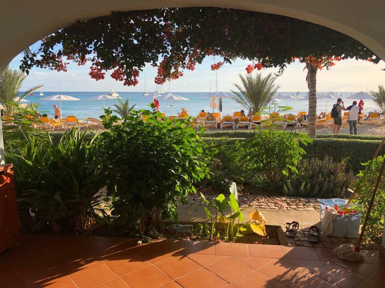Oceanfront Apt 4 Porto Antigo II Santa María Exterior foto